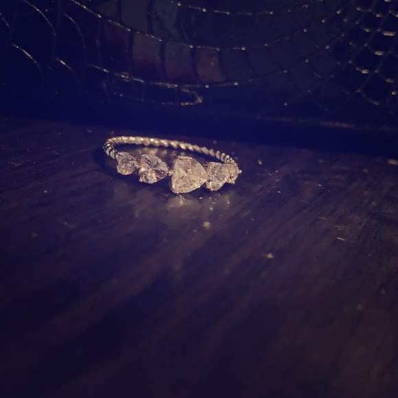 Charmed aroma heart ring - Picture 1 of 1